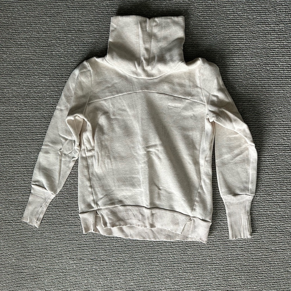 Alo Sweatshirt